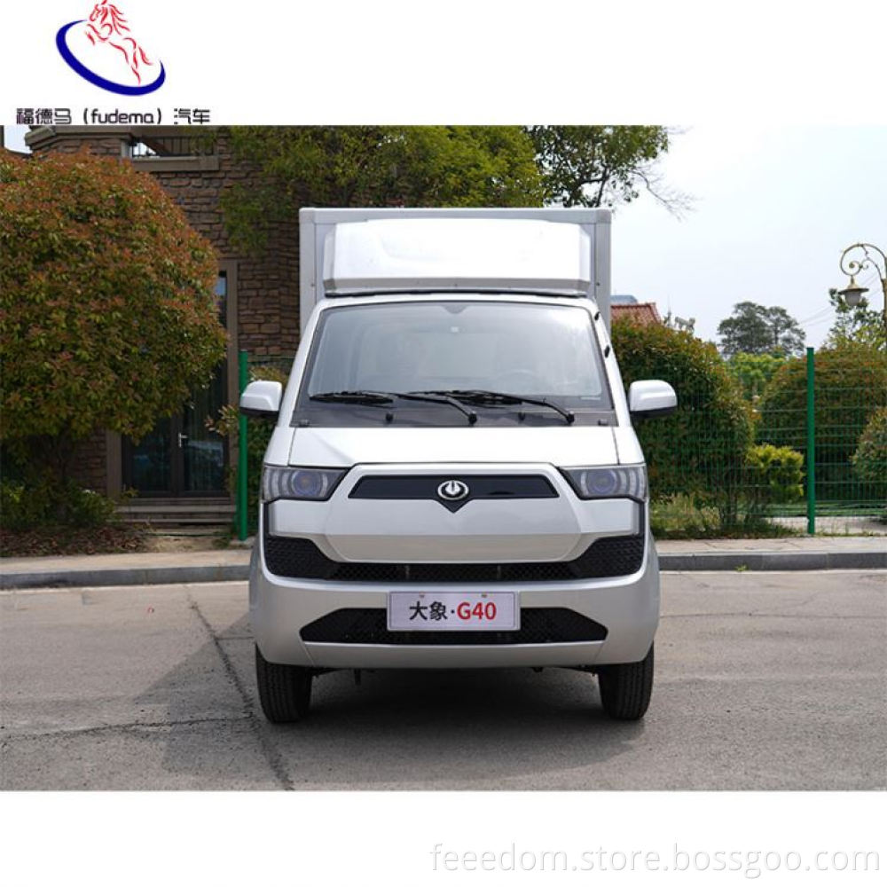 China Produces New Energy Elephant G40 Pure Electric Van Lithium Iron Phosphate Battery